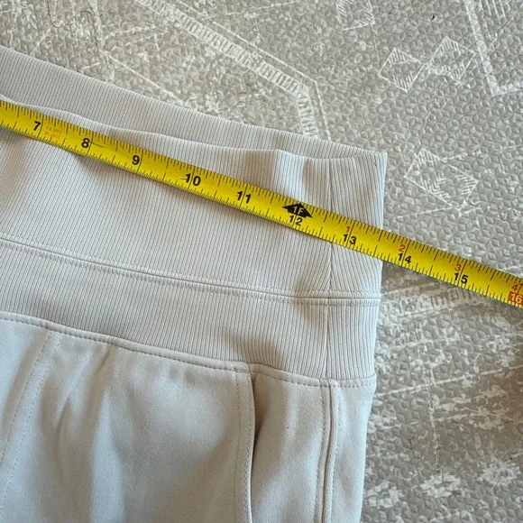Athleta Venice Jogger Pants Light Beige Zipper Pockets Size S - Picture 7 of 8
